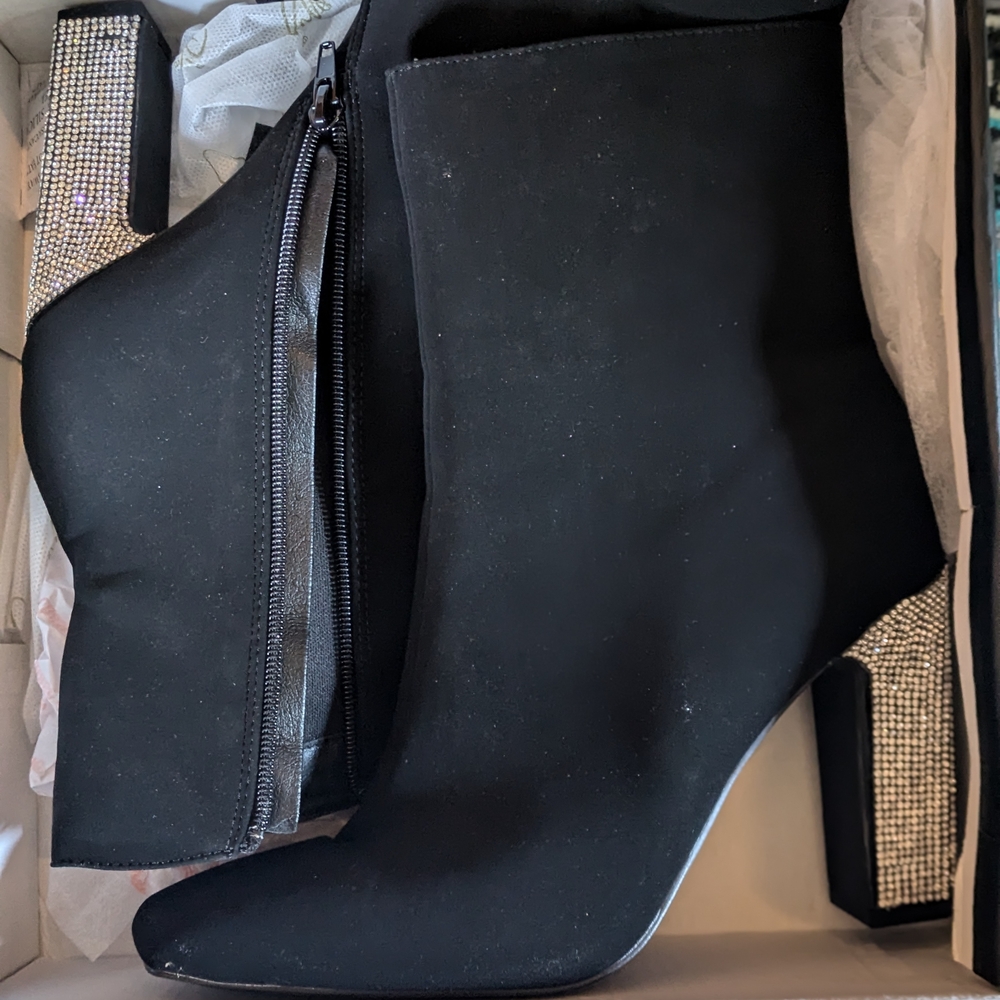 Elegant Black Ankle Boots with Rhinestone Heel